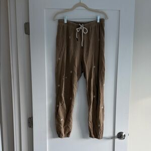THE GREAT. Tan Embroidered Joggers